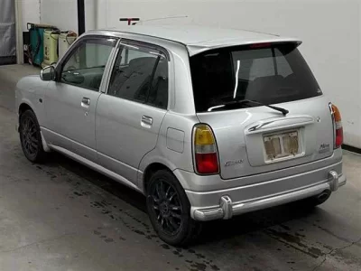 Daihatsu MIRA