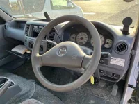 Nissan CARAVAN VAN лот № 80114 оценка X  с аукциона в Японии 2