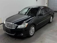 Nissan FUGA лот № 90174 оценка 3.5  с аукциона в Японии 3