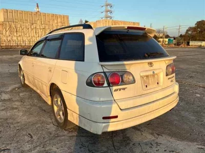 Toyota CALDINA  с аукциона в Японии