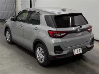 Toyota RAIZE лот № 10311 оценка R  с аукциона в Японии 1