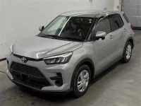 Toyota RAIZE лот № 10311 оценка R  с аукциона в Японии 3