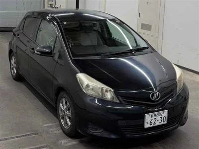 Toyota VITZ  с аукциона в Японии