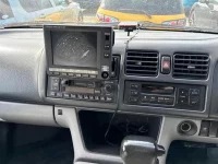 Mazda BONGO BRAWNY AFT лот № 92021 оценка 3  с аукциона в Японии 5