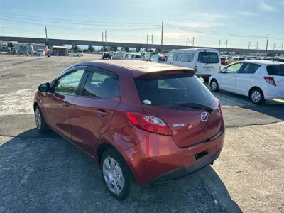 Mazda DEMIO