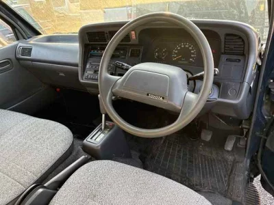 Toyota HIACE VAN  с аукциона в Японии