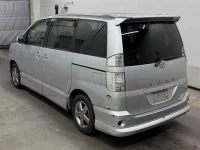 Toyota VOXY лот № 90278 оценка R  с аукциона в Японии 1