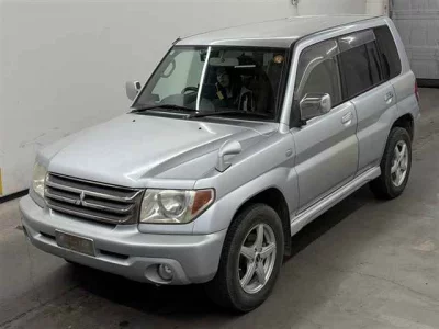 Mitsubishi PAJERO IO