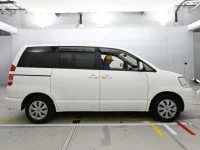 Toyota NOAH лот № 10156 оценка 3.5  с аукциона в Японии 2