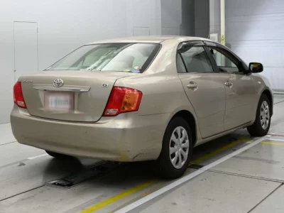 Toyota COROLLA AXIO  с аукциона в Японии