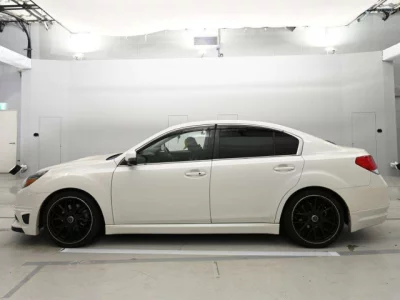Subaru LEGACY B4  с аукциона в Японии