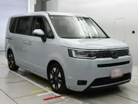 Honda STEP WAGON лот № 33371 оценка 3.5  с аукциона в Японии 4