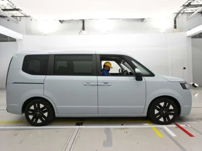 Honda STEP WAGON  с аукциона в Японии