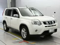 Nissan X-TRAIL лот № 30184 оценка 4  с аукциона в Японии 4
