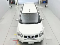 Nissan X-TRAIL лот № 30184 оценка 4  с аукциона в Японии 6