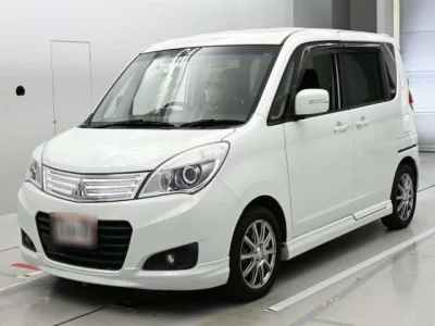 Mitsubishi DELICA D2