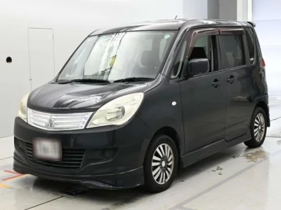Mitsubishi DELICA D2