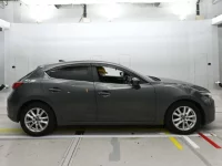 Mazda AXELA лот № 30024 оценка 4  с аукциона в Японии 2