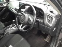 Mazda AXELA лот № 30024 оценка 4  с аукциона в Японии 8