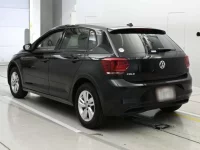 Volkswagen POLO лот № 38010 оценка 4.5  с аукциона в Японии 5