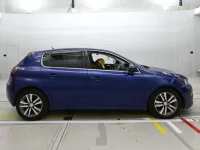 Peugeot 308 лот № 38017 оценка 3.5  с аукциона в Японии 2
