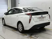 Toyota Prius лот № 30082 оценка 3.5  с аукциона в Японии 5