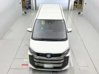 Toyota NOAH лот № 36136 оценка 5  с аукциона в Японии 6