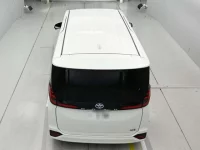 Toyota NOAH лот № 36136 оценка 5  с аукциона в Японии 7