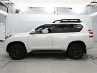Toyota LAND CRUISER PRADO лот № 30202 оценка R  с аукциона в Японии 3