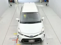 Toyota PRIUS ALPHA лот № 30037 оценка R  с аукциона в Японии 6