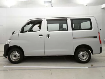 Toyota TOWN ACE VAN  с аукциона в Японии