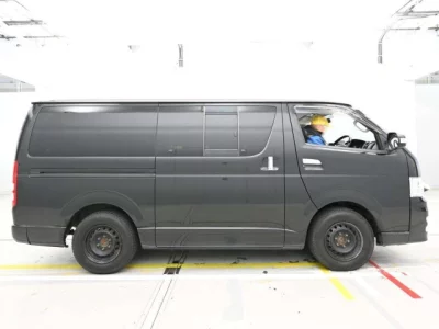Toyota REGIUS ACE VAN