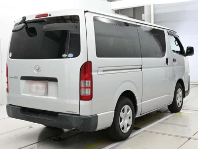 Toyota REGIUS ACE VAN