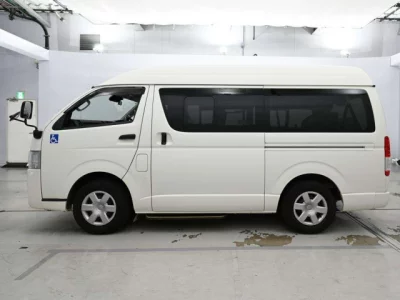 Toyota REGIUS ACE VAN
