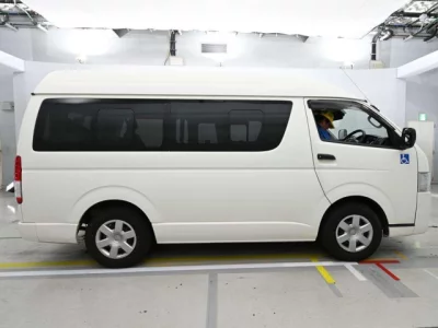 Toyota REGIUS ACE VAN