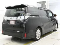 Toyota VELLFIRE лот № 30009 оценка RA  с аукциона в Японии 1