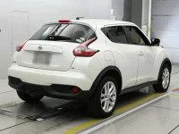 Nissan JUKE лот № 33002 оценка 4.5  с аукциона в Японии 1