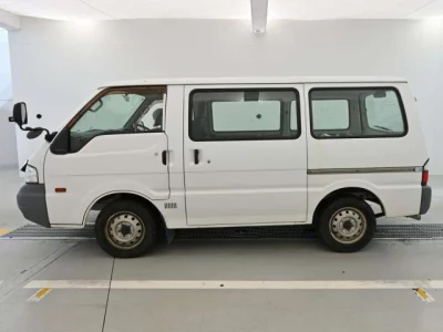 Mazda BONGO VAN