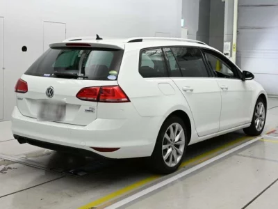 Volkswagen GOLF VARIANT