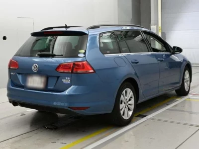 Volkswagen GOLF VARIANT