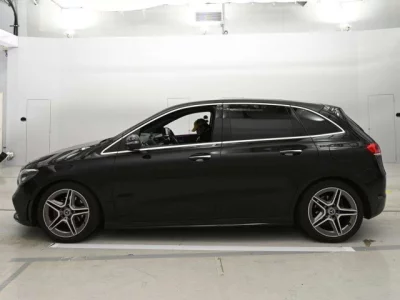 Mercedes-Benz B CLASS