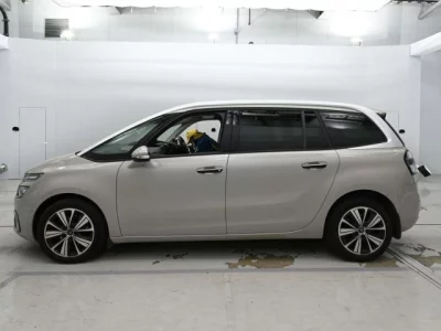 Citroen GRAND C4