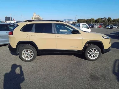 Chrysler JEEP CHEROKEE