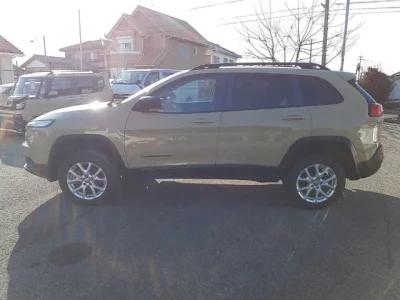 Chrysler JEEP CHEROKEE