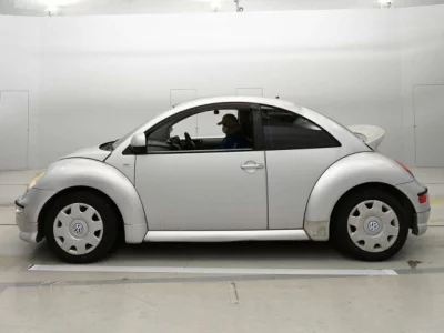 Volkswagen NEW BEETLE