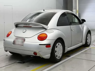 Volkswagen NEW BEETLE