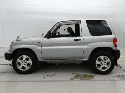 Mitsubishi PAJERO IO