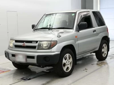Mitsubishi PAJERO IO