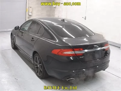 Jaguar XF SERIES