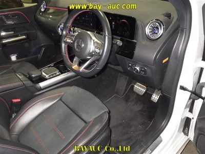 Mercedes-Benz B CLASS